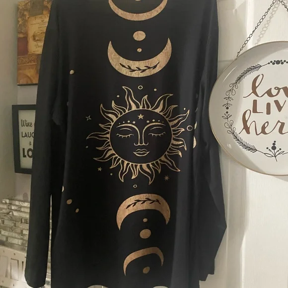 Black Long Sleeve cardigan with Gold Sun and Moon Design - Picture 1 of 4